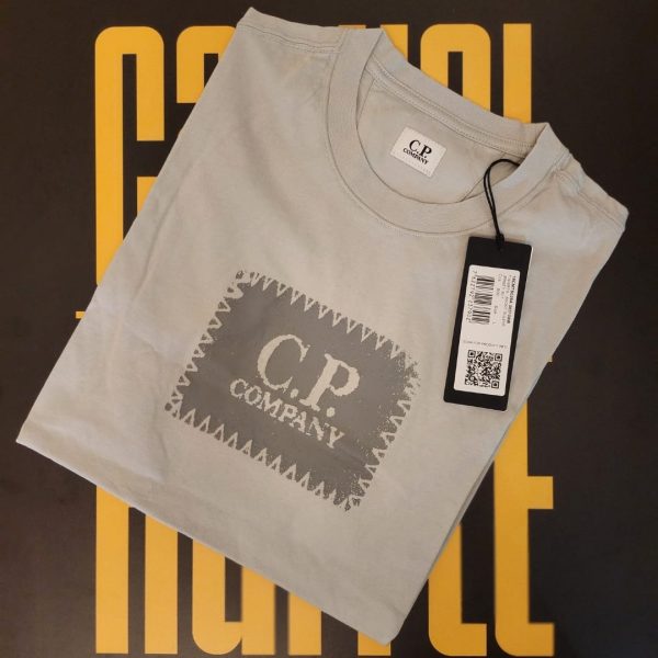 4 x T-shirt Bundle - Fred Perry, C.P. Company, Belstaff, Ellesse - Large - Low ticket price just 69p!