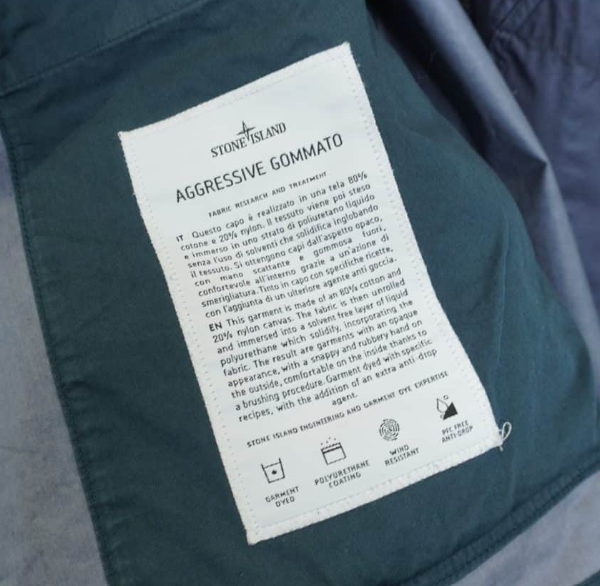 PRE LOVED - Stone Island Avio Blue Aggressive Gommato Hooded Jacket - XL